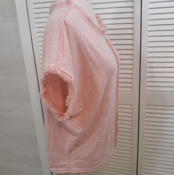 Jessica Simpson oversized frayed blush top small *C2 - Picture 4 of 5